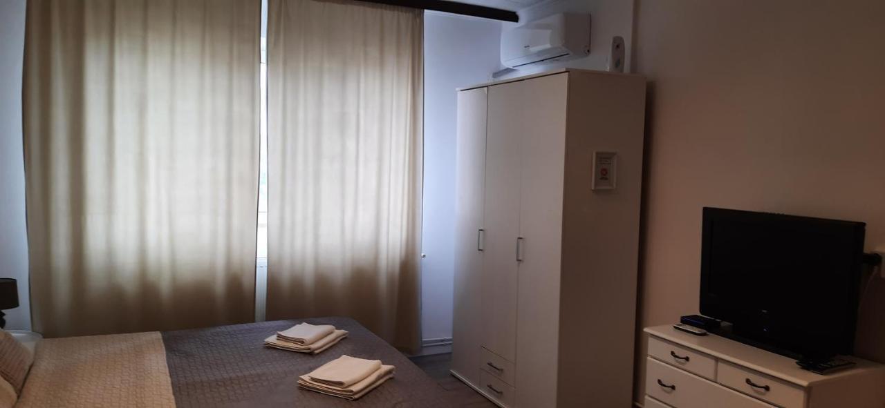 Lyra Apartment Sfântu-Gheorghe Екстериор снимка