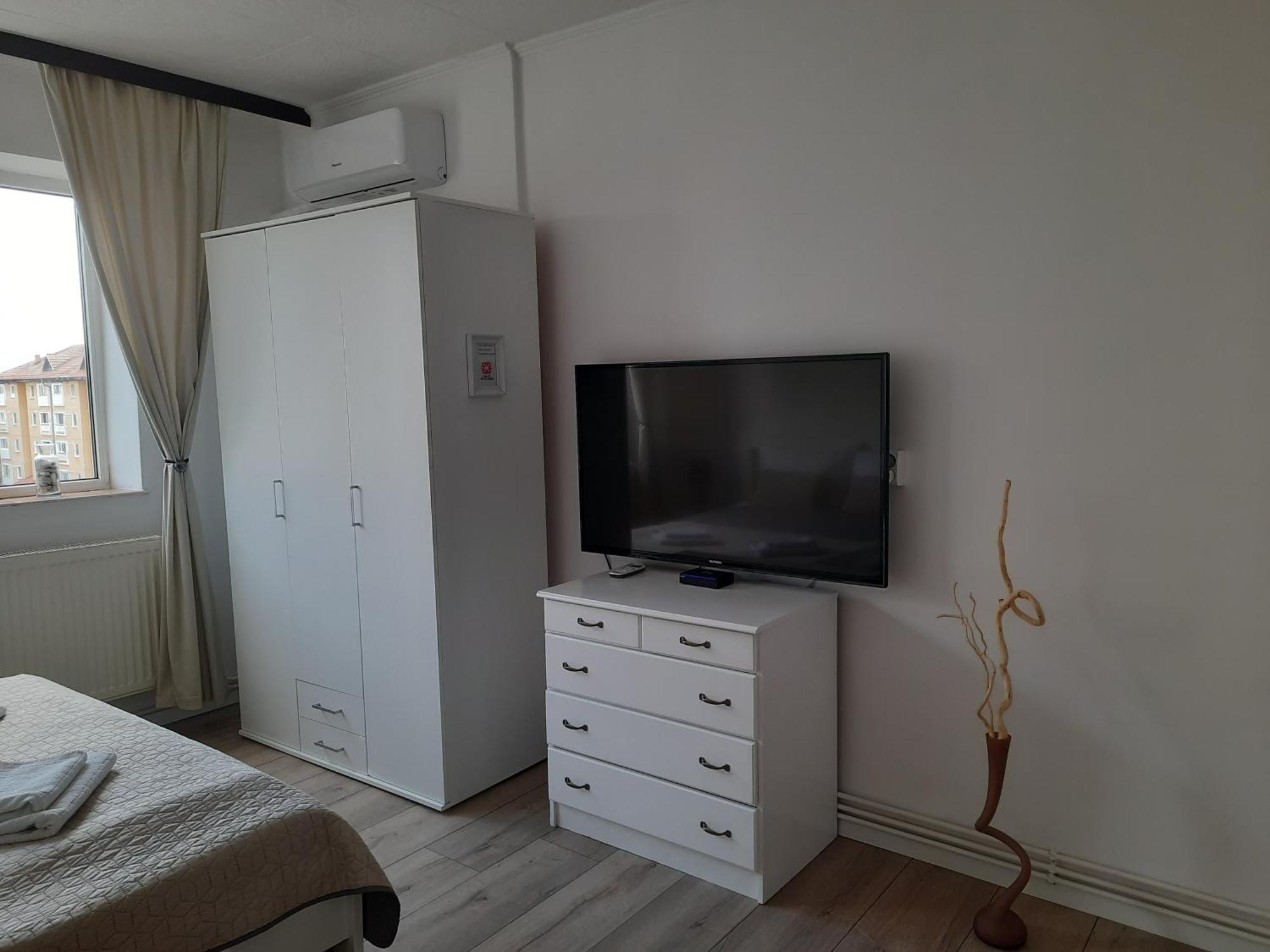 Lyra Apartment Sfântu-Gheorghe Екстериор снимка